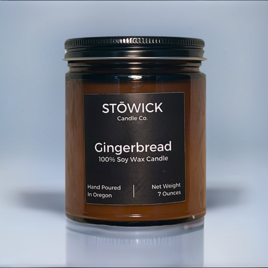 Gingerbread soy wax candle made by Stowick